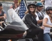 Сара Пейлин на Harley-Davidson 