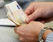 Проучвания:Гърците искат еврото